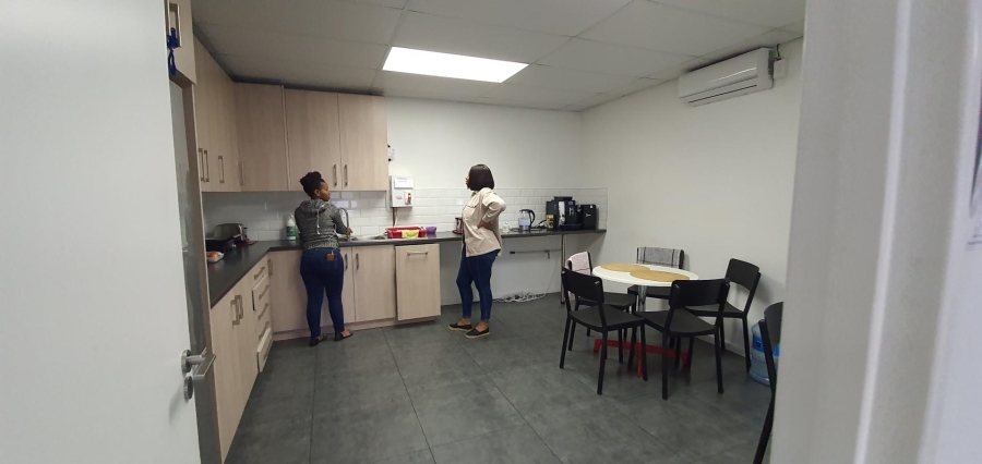 Commercial Property for Sale in Airport Industria Western Cape